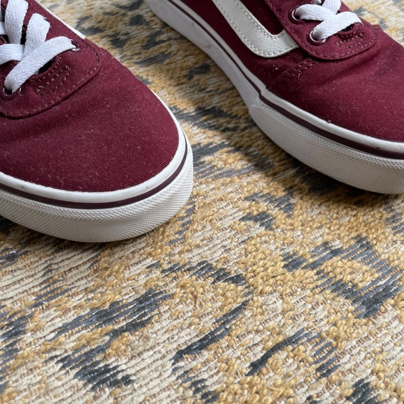Vans Old Skool Shoe - Picture 2 of 2